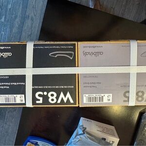 AllBirds wool breezer 8.5 one black one gray both new in box